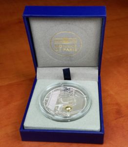 Srebrnjak Euro 2016 u kutiji